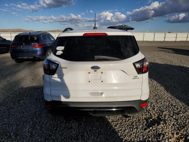Foto 6 de la subasta – 2017 FORD ESCAPE SE con VIN 1FMCU0GD2HUD85183
