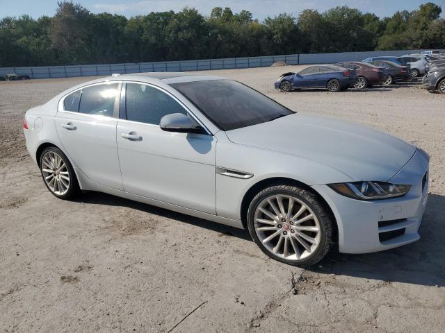 Фото 4 с аукциона – 2017 JAGUAR XE FIRST E с VIN SAJAN4BVXHA947379