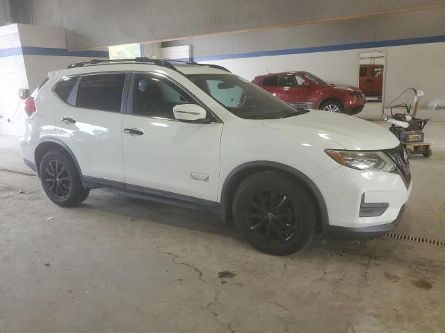 Photo 4 from auction – 2017 NISSAN ROGUE S with VIN 5N1AT2MT1HC756101