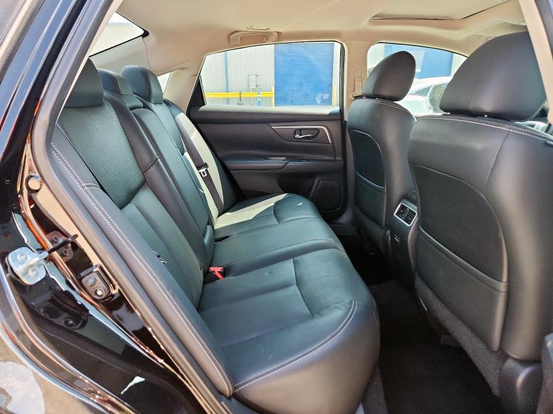 Photo 10 from auction – 2017 NISSAN ALTIMA 3.5 with VIN 1N4BL3AP8HC214327
