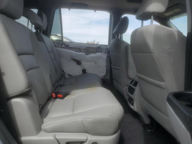 Photo 11 from auction – 2017 HONDA PILOT TOURING with VIN 5FNYF6H90HB051440