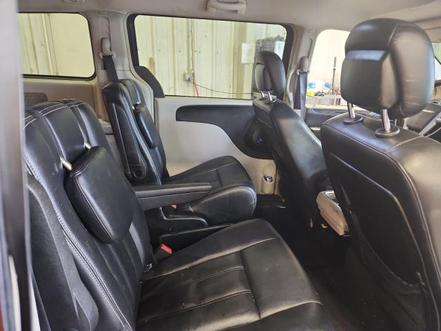 Photo 11 from auction – 2013 CHRYSLER TOWN & COU with VIN 2C4RC1BGXDR694643