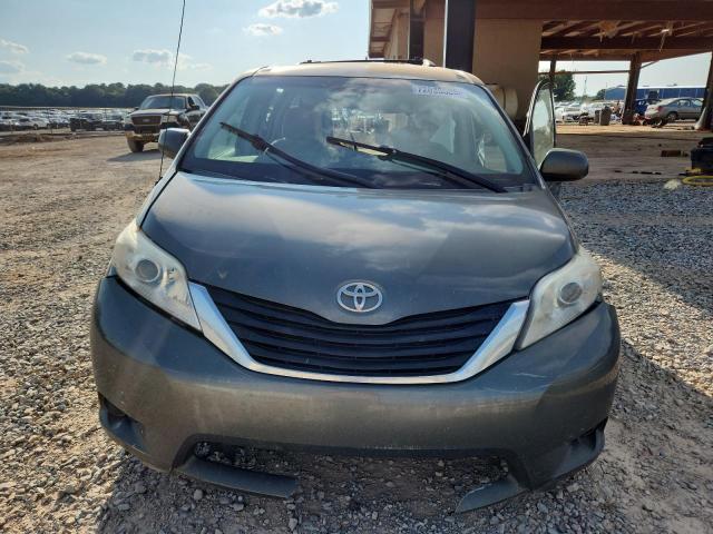 Photo 5 from auction – 2011 TOYOTA SIENNA LE with VIN 5TDKK3DC2BS077235