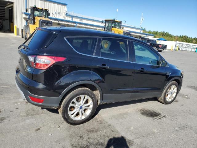 Photo 3 from auction – 2017 FORD ESCAPE SE with VIN 1FMCU9GD7HUC40693