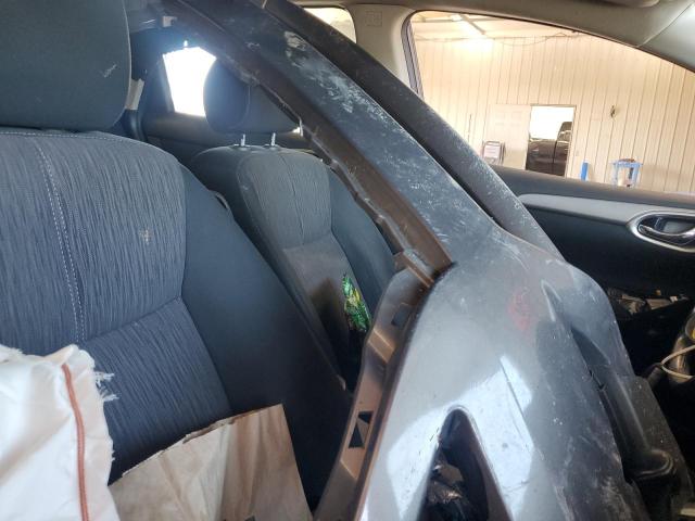Photo 12 from auction – 2015 NISSAN SENTRA S with VIN 3N1AB7AP3FL682261