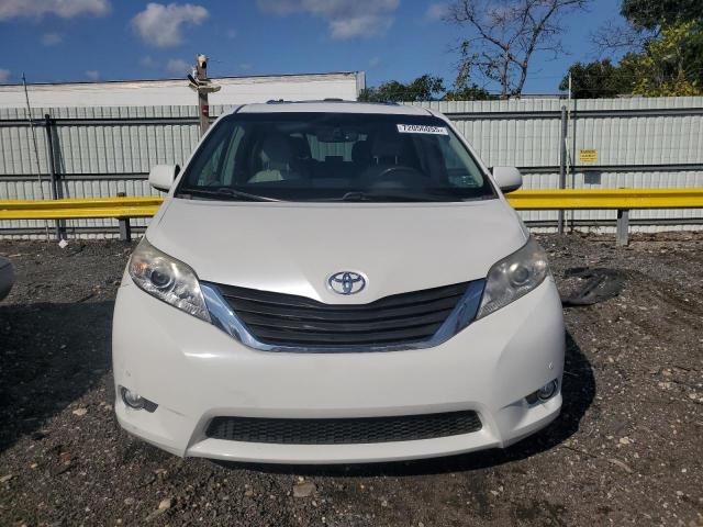 Photo 5 from auction – 2011 TOYOTA SIENNA XLE with VIN 5TDDK3DC8BS028811