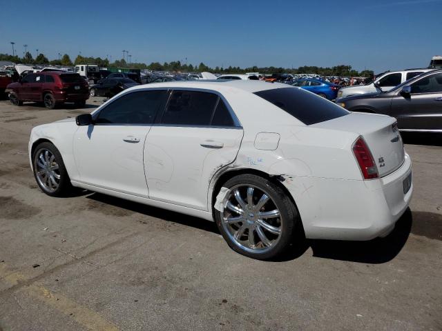Photo 2 from auction – 2014 CHRYSLER 300 S with VIN 2C3CCAGGXEH190328