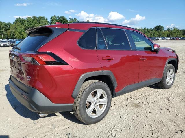 Photo 3 from auction – 2021 TOYOTA RAV4 XLE with VIN JTMP1RFV9MD075572