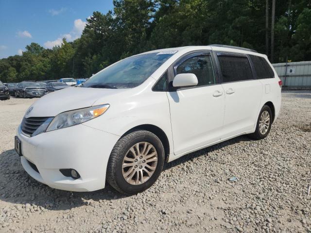 Photo 1 from auction – 2014 TOYOTA SIENNA XLE with VIN 5TDYK3DC3ES525044