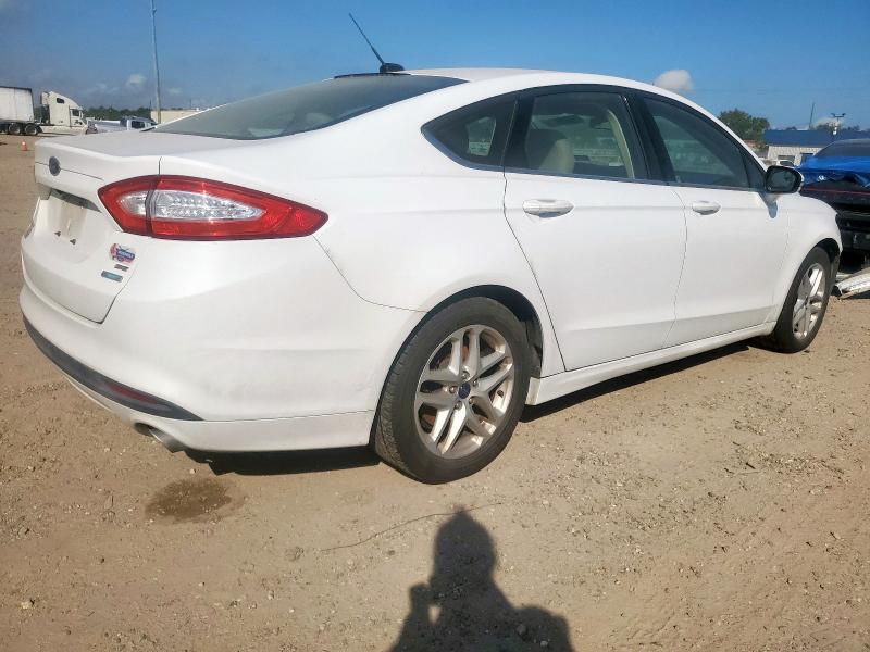 Photo 3 from auction – 2016 FORD FUSION SE with VIN 3FA6P0HD4GR314246