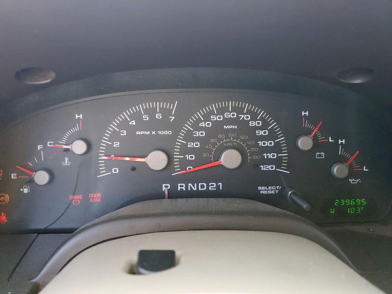 Photo 9 from auction – 2004 FORD EXPEDITION with VIN 1FMRU15W34LA58537
