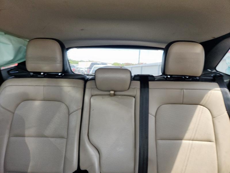 Photo 10 from auction – 2020 FORD ESCAPE SEL with VIN 1FMCU0H67LUA31300