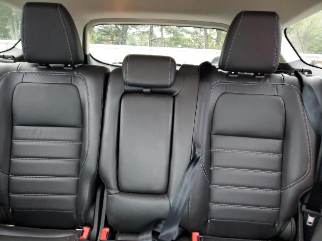 Photo 10 from auction – 2017 FORD ESCAPE SE with VIN 1FMCU9GD6HUE82438