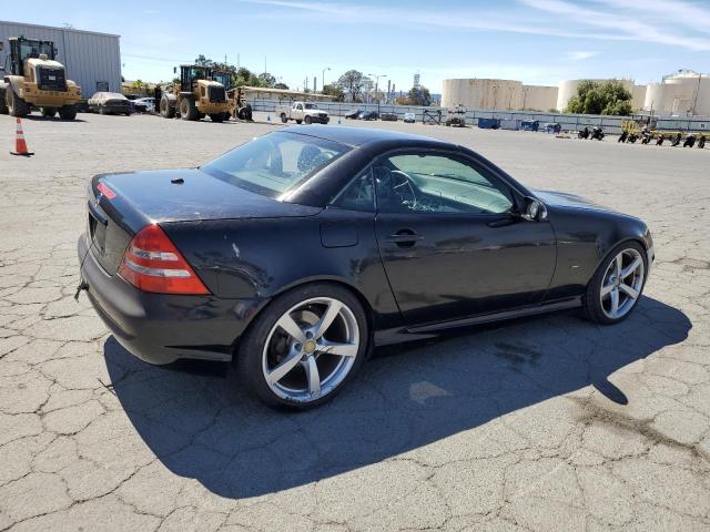 Photo 3 from auction – 2001 MERCEDES-BENZ SLK-CLASS with VIN WDBKK65F81F196298