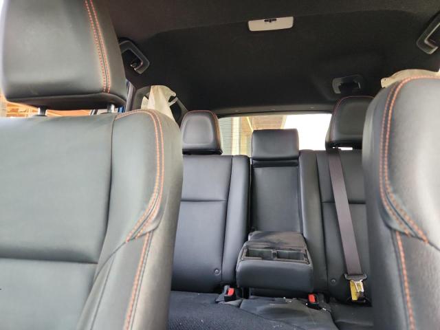 Photo 10 from auction – 2016 TOYOTA RAV4 SE with VIN JTMNFREV7GJ066806