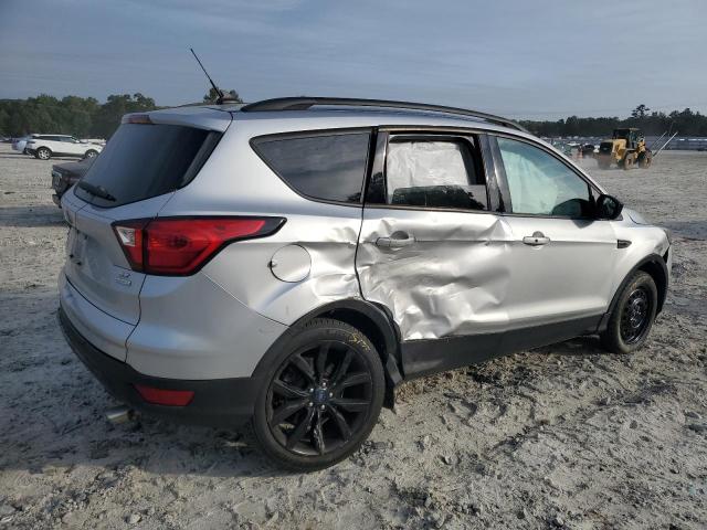 Photo 3 from auction – 2019 FORD ESCAPE SE with VIN 1FMCU0GD4KUA64740