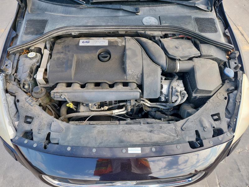 Photo 11 from auction – 2011 VOLVO S60 T6 with VIN YV1902FH1B2003569