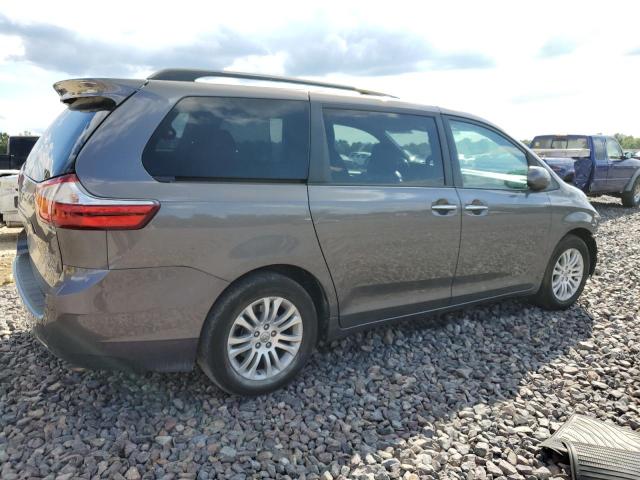 Photo 3 from auction – 2017 TOYOTA SIENNA XLE with VIN 5TDYZ3DC9HS815028