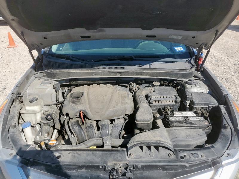 Photo 11 from auction – 2012 HYUNDAI SONATA SE with VIN 5NPEC4AC7CH365411