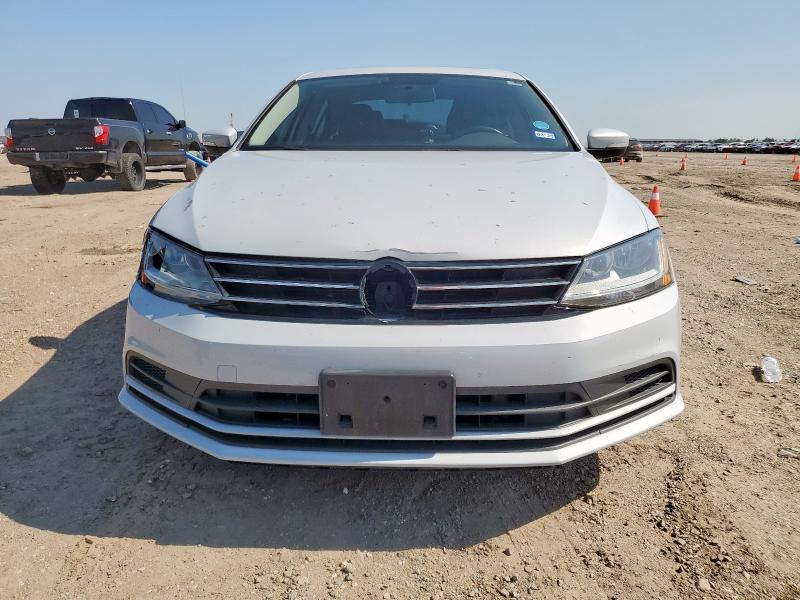 Photo 5 from auction – 2017 VOLKSWAGEN JETTA SE with VIN 3VWDB7AJ4HM285724