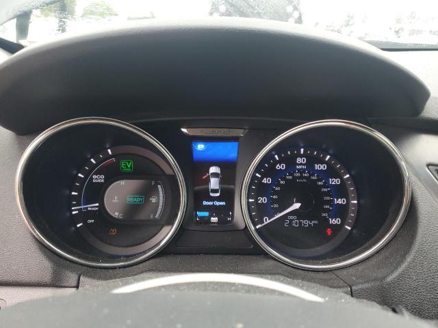 Photo 9 from auction – 2012 HYUNDAI SONATA HYB with VIN KMHEC4A48CA046112