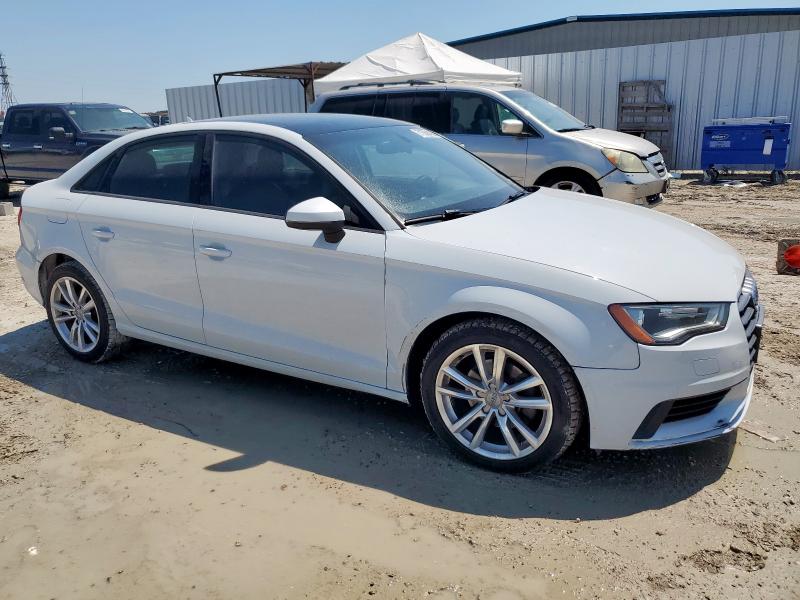 صورة رقم 4 من المزاد - 2015 AUDI A3 PREMIUM مع VIN WAUAJGFF8F1074823