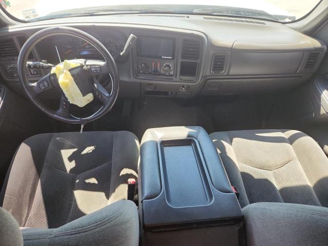 Photo 8 from auction – 2005 CHEVROLET SILVERADO with VIN 2GCEC19T551374437