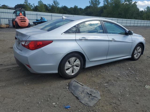 Photo 3 from auction – 2014 HYUNDAI SONATA with VIN 5NPEB4AC3EH815660