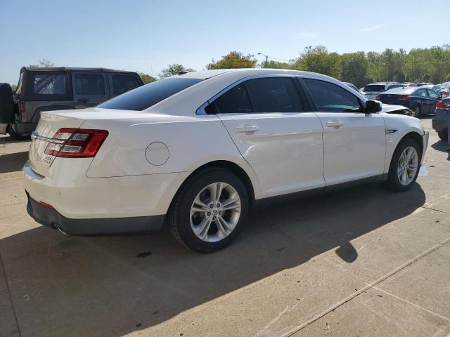 Photo 3 from auction – 2015 FORD TAURUS SEL with VIN 1FAHP2E86FG177327