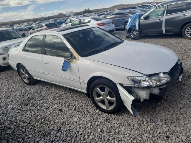 Photo 4 from auction – 2000 TOYOTA CAMRY LE with VIN 4T1BF28K0YU946303