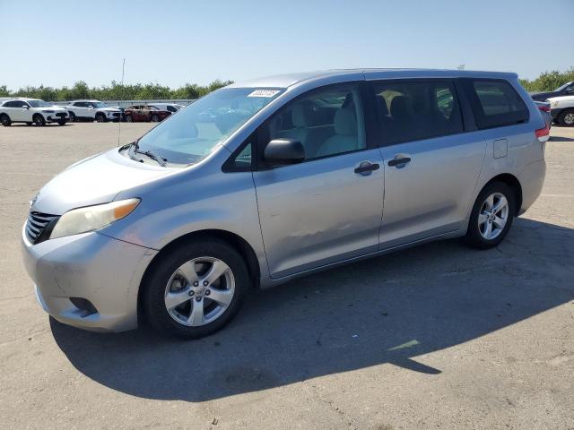 TOYOTA SIENNA 2013 with VIN 5TDZK3DC7DS290201 - Photo from auction