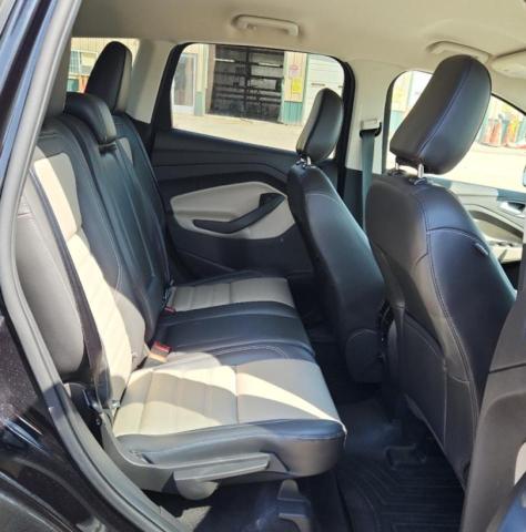 Photo 10 from auction – 2019 FORD ESCAPE SEL with VIN 1FMCU9HD5KUB50948