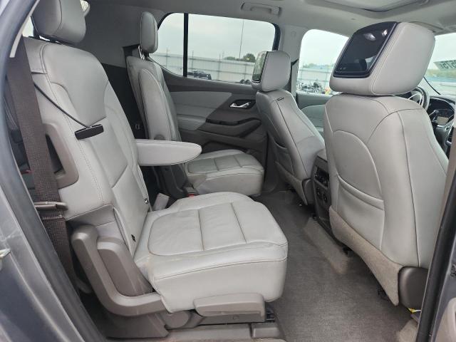 Photo 11 from auction – 2018 CHEVROLET TRAVERSE L with VIN 1GNEVHKW4JJ200048