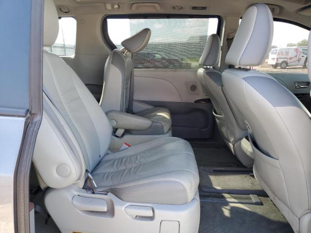 Photo 11 from auction – 2011 TOYOTA SIENNA XLE with VIN 5TDDK3DC2BS024026