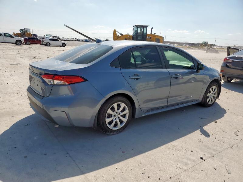 Photo 3 from auction – 2022 TOYOTA COROLLA LE with VIN 5YFEPMAE5NP369355