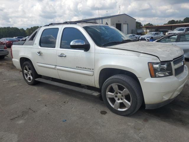 Photo 4 from auction – 2008 CHEVROLET AVALANCHE C1500 with VIN 3GNEC12J48G246296