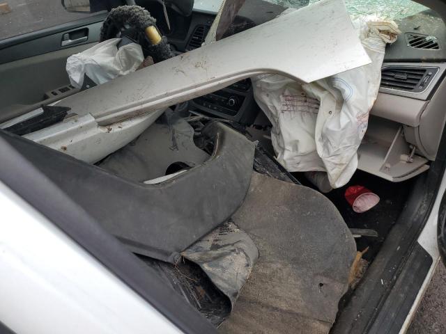 Photo 8 from auction – 2016 HYUNDAI SONATA SE with VIN 5NPE24AF9GH386313