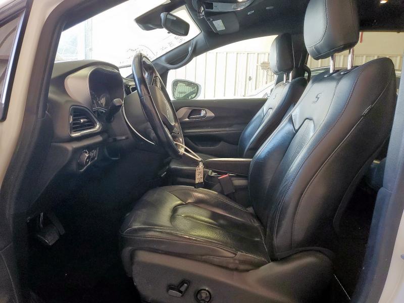 Photo 7 from auction – 2018 CHRYSLER PACIFICA T with VIN 2C4RC1BG5JR182574