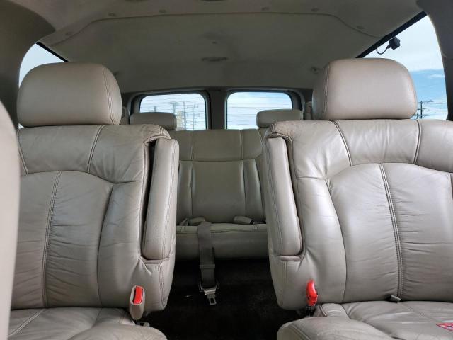 Photo 10 from auction – 2001 CHEVROLET SUBURBAN C with VIN 3GNEC16TX1G287873