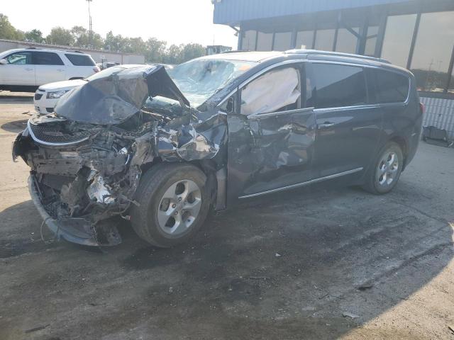 CHRYSLER PACIFICA T 2017 with VIN 2C4RC1EG5HR679369 - Photo from auction