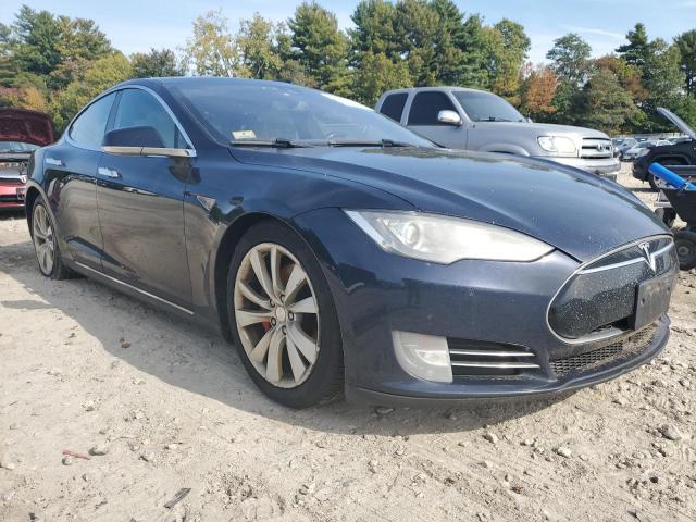 Photo 4 from auction – 2014 TESLA MODEL S with VIN 5YJSA1H28EFP62955