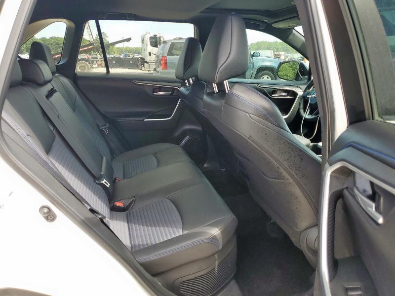 Photo 11 from auction – 2024 TOYOTA RAV4 XSE with VIN 2T3E6RFV4RW051733