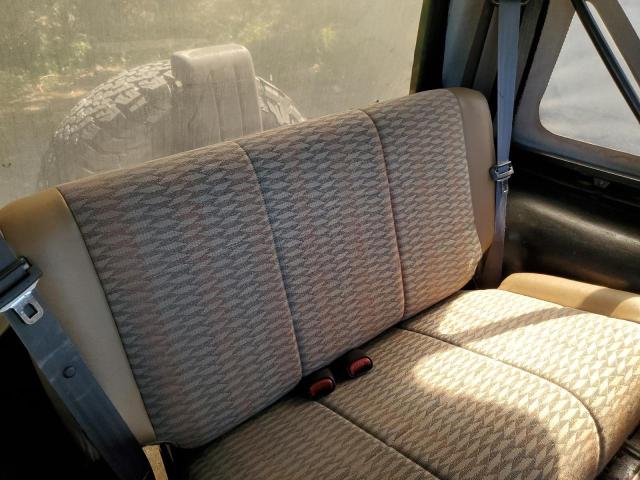 Photo 10 from auction – 2000 JEEP WRANGLER / with VIN 1J4FA29P8YP784721