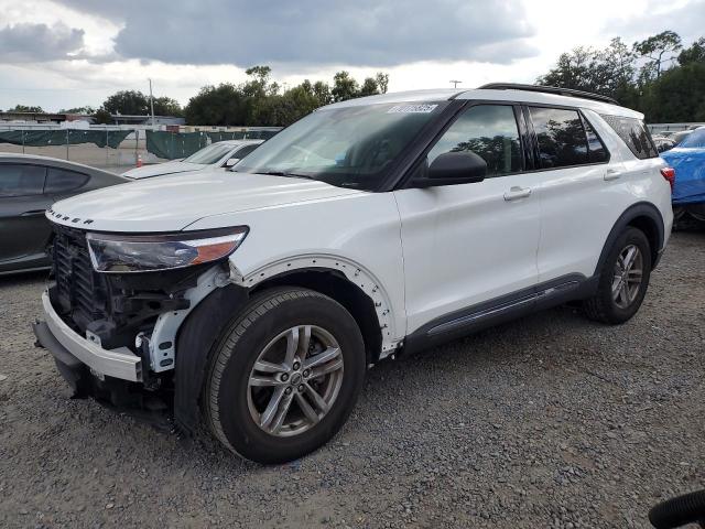 FORD EXPLORER X 2020 with VIN 1FMSK7DH2LGB53885 - Photo from auction