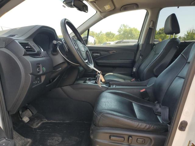 Photo 7 from auction – 2017 HONDA PILOT TOURING with VIN 5FNYF6H94HB004704