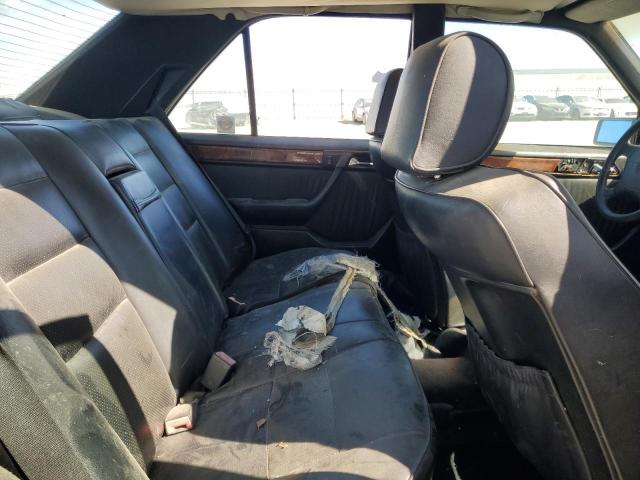 Photo 10 from auction – 1992 MERCEDES-BENZ 400 E with VIN WDBEA34E7NB834951