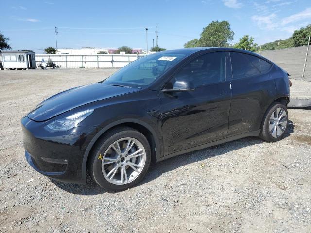 TESLA MODEL Y 2022 with VIN 7SAYGDEE1NF424051 - Photo from auction