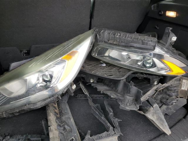 Photo 13 from auction – 2017 FORD ESCAPE SE with VIN 1FMCU9GDXHUC09809
