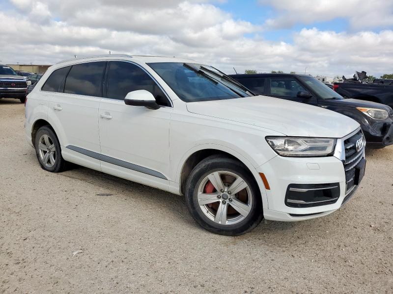 Photo 4 from auction – 2018 AUDI Q7 PREMIUM with VIN WA1LHAF74JD043230