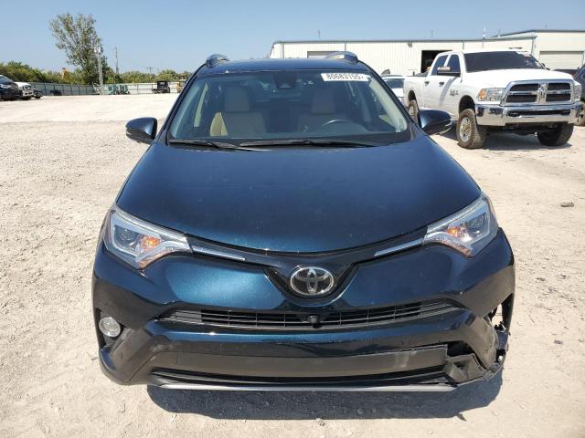 Photo 5 from auction – 2017 TOYOTA RAV4 LIMIT with VIN JTMDFREV9HD203580